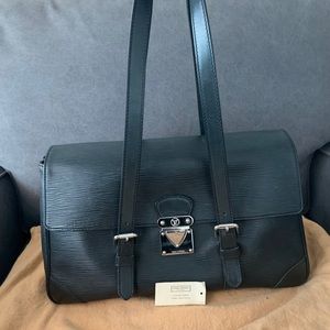 Louis Vuitton Segur MM Epi Black